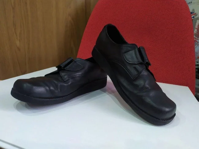 Продам туфли ортопедические , кожаные , б/у , размер 37. - Алчевск, Луганская область