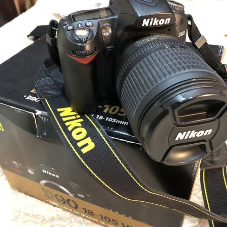 Nikon D90 с объективом Nikkor 18-105 3,5-5,6G - Киев, Киевская область