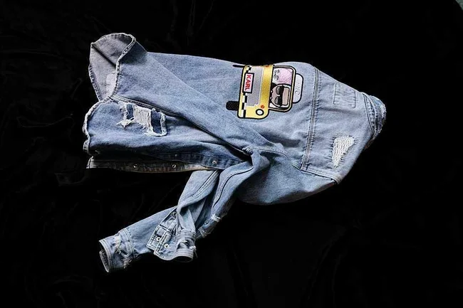 Продам джинсовую рубашку как лёгкая куртка с патчем Karl Lagerfeld - Харьков, Харьковская область