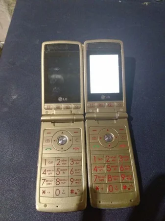 Два телефона Lg kf 300 - Дубовое, Закарпатская область