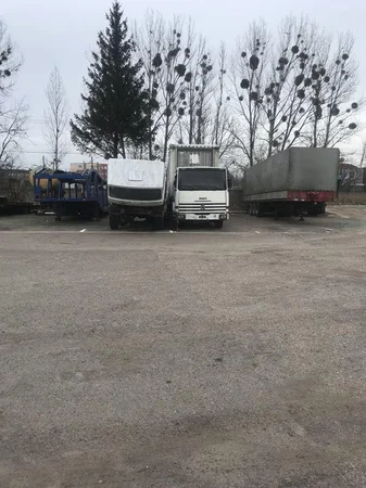 Стоянка для вантажних  та легкових автомобілів - Львов, Львовская область