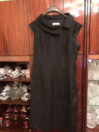 Чорна сукня reserved і трикотажна чорна сукня з квітами - Ивано-Франковск, Ивано-Франковская область
